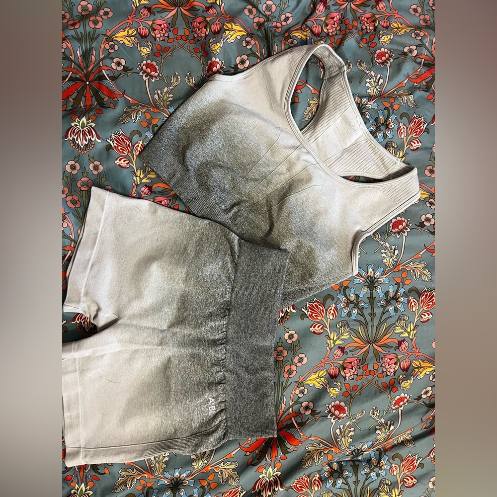 Green AYBL workout set